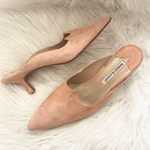 Rare Manolo Blahnik Mules Slip On Kitten Heels Blush Pink Pointy Toe Suede